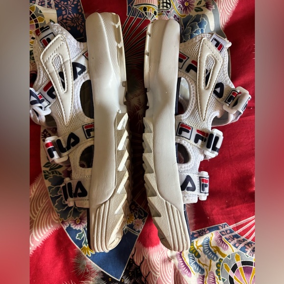 Fila White/Blue Sporty Disruptor Velcro Sandals. Size 8 GUC. - Picture 5 of 7